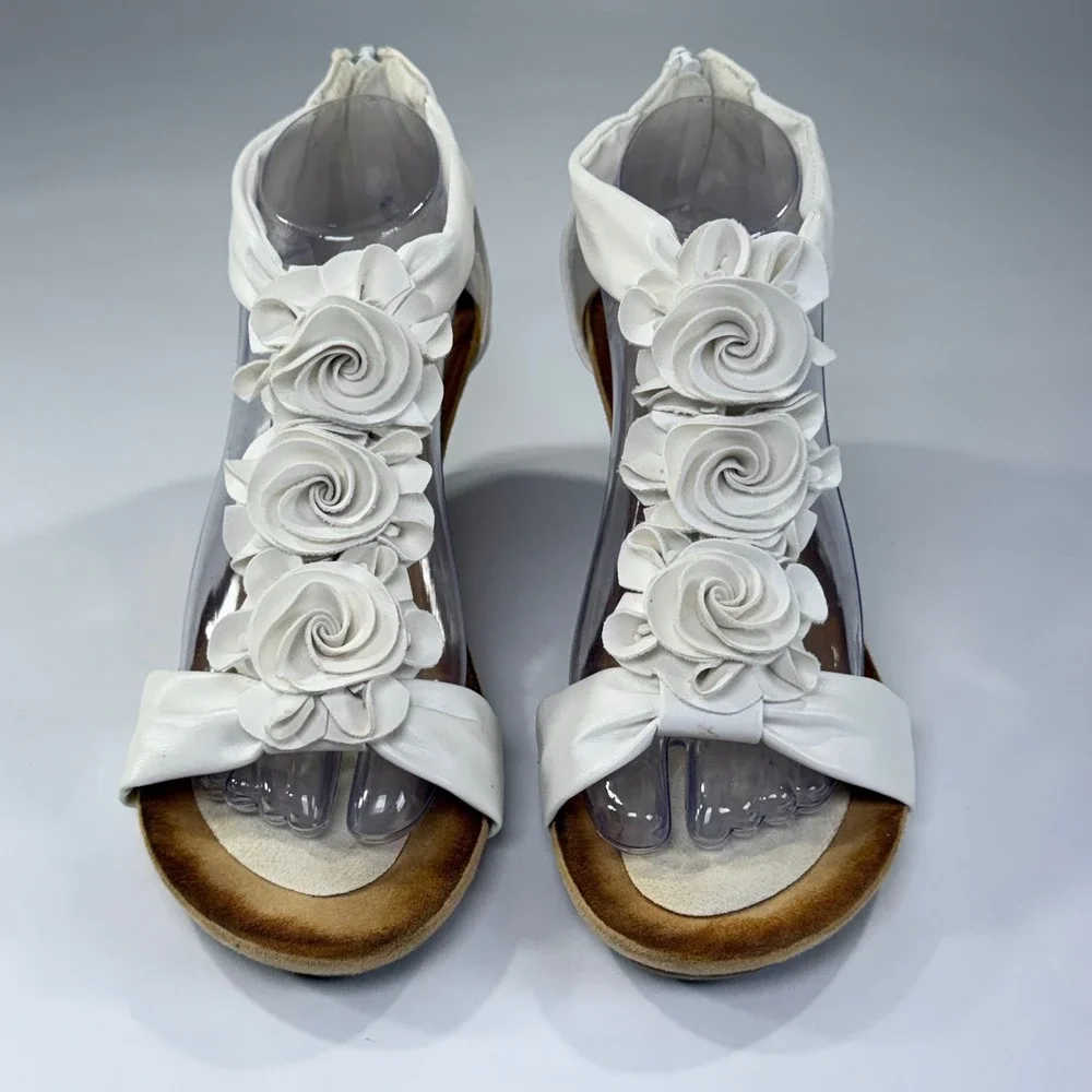 Patrizia Spring Step Harlequin Sandals Womens 40/9 White Floral Wedge Party Boho